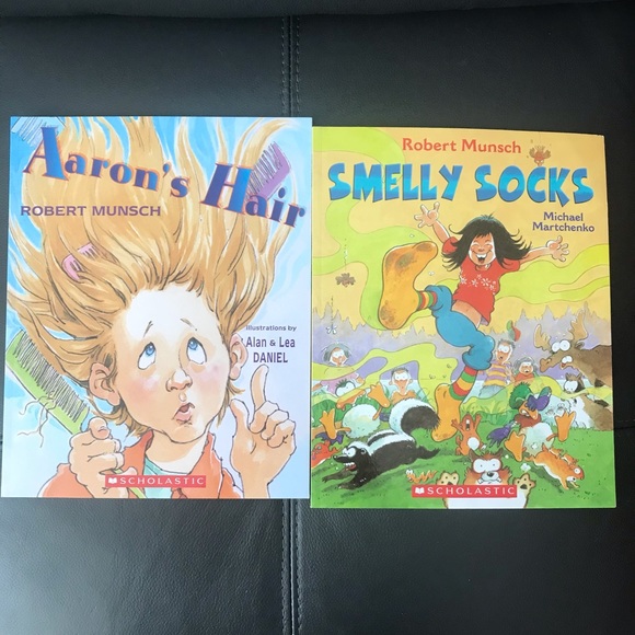 Robert Munsch books - Picture 5 of 7